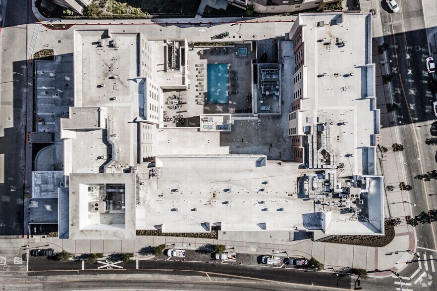 More Photos Of 2200 Trojan Way, Los Angeles Hotel For Lease