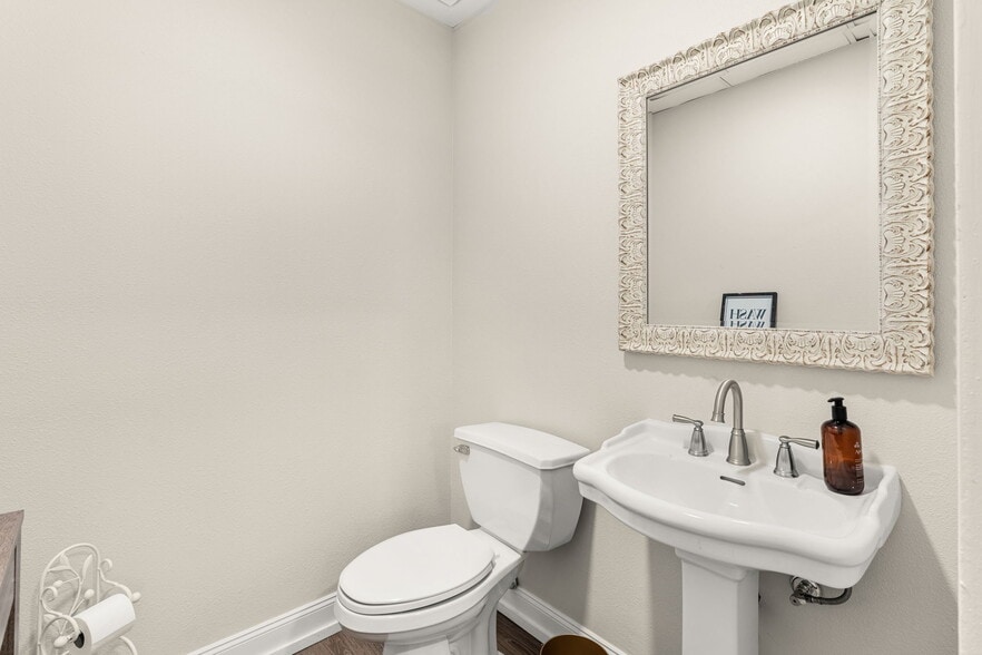 More Photos Of 1824 S Harbor City Blvd, Melbourne Religious Facility For Sale
