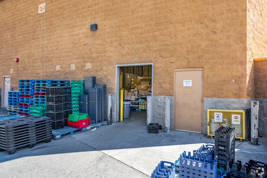 More Photos Of 8620-8690 Sierra College Blvd, Roseville Unknown For Lease