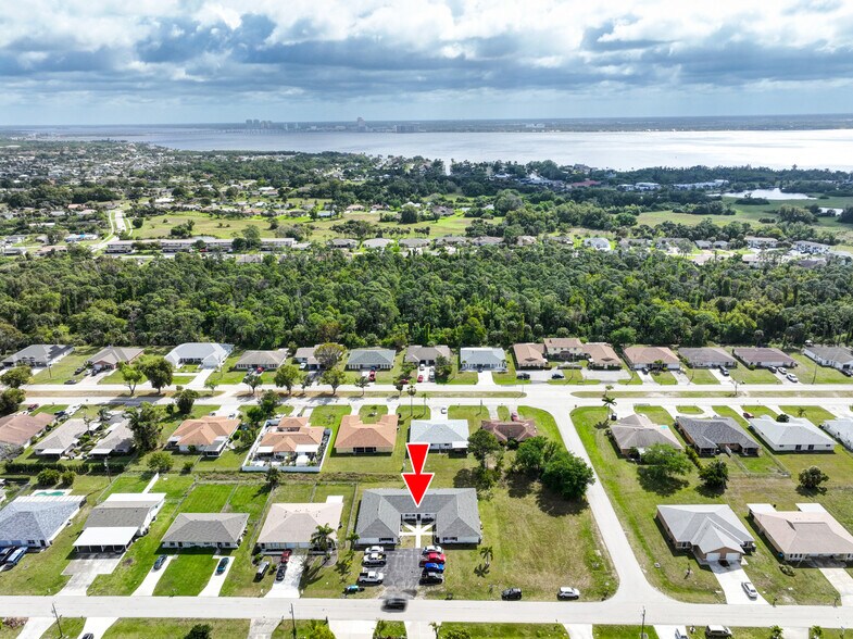 More Photos Of 937 SE 23rd Pl, Cape Coral Apartments For Sale