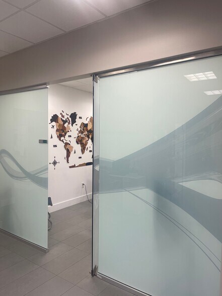 More Photos Of 4960 SW 72nd Ave, Miami Medical For Lease