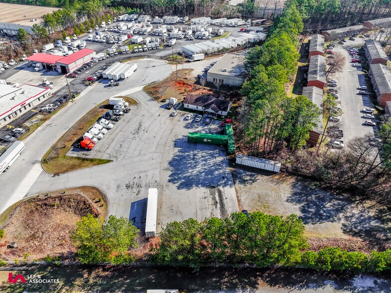 More Photos Of 55 Alston Ct, Forest Park Truck Terminal For Sale