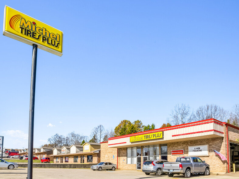 Primary Photo Of 669 Knox Blvd, Radcliff Auto Repair For Sale