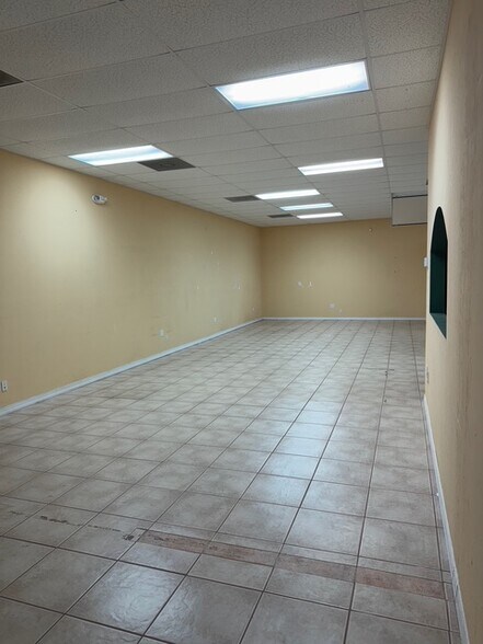 More Photos Of 3894 Mannix Dr, Naples Light Manufacturing For Sale