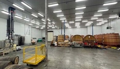 More Photos Of 6750-6770 SW 111th Ave, Beaverton Warehouse For Lease