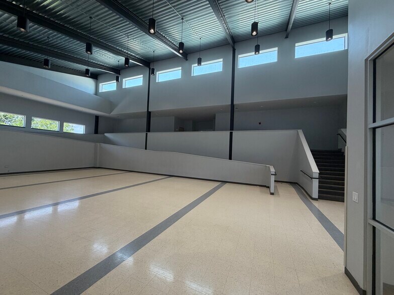 More Photos Of 700 Stadium Dr, Georgetown Schools For Sale