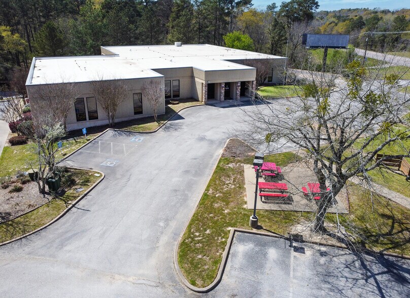More Photos Of 9846 State Highway 31 E, Tyler Medical For Sale