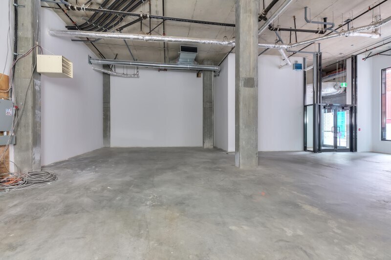 More Photos Of 225 Rue Young, Montréal Apartments For Lease