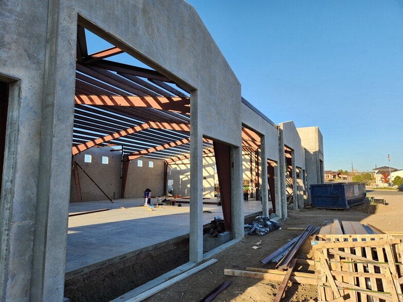 More Photos Of 1931 Liggett Rd, Castle Rock Self Storage For Sale