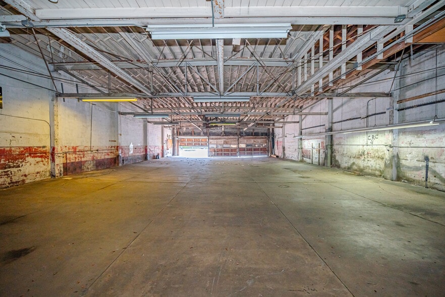 More Photos Of 1520 Alton Rd, Miami Beach Loft Creative Space For Sale