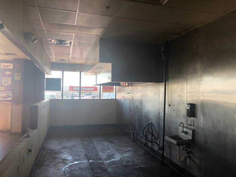 More Photos Of 4512-4556 Sherwood Way, San Angelo Freestanding For Lease