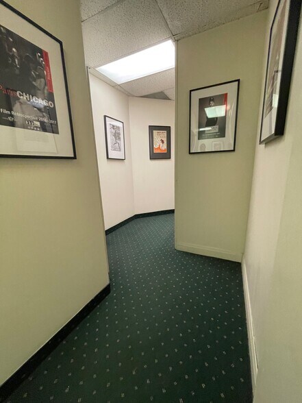 More Photos Of 3200-3206 N Lincoln Ave, Chicago Storefront Retail Office For Lease