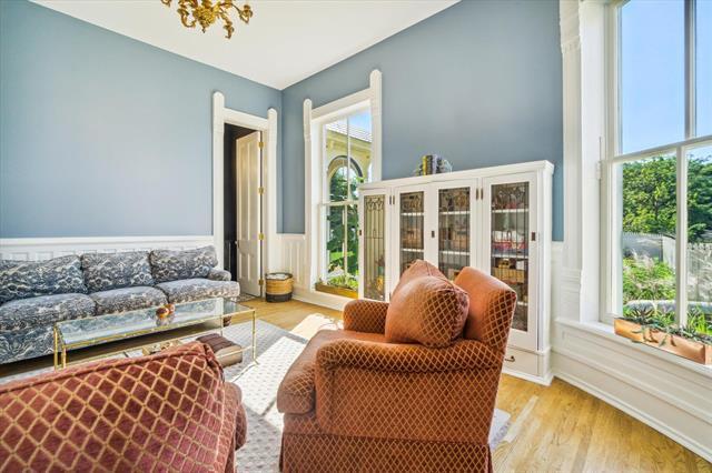 More Photos Of 220 Saint Lawrence Ave, Janesville Storefront Retail Residential For Sale