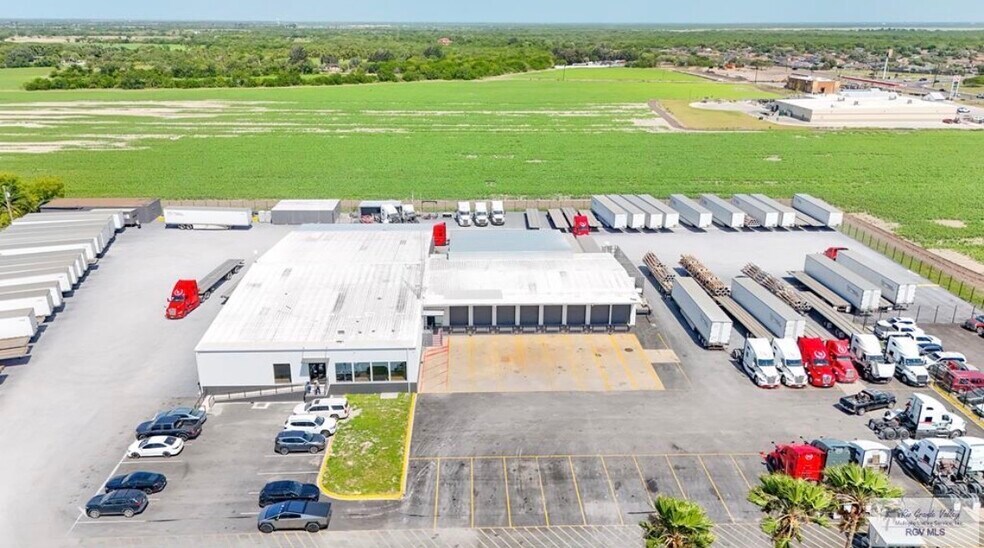 More Photos Of 1605 Military Rd, Brownsville Distribution For Lease