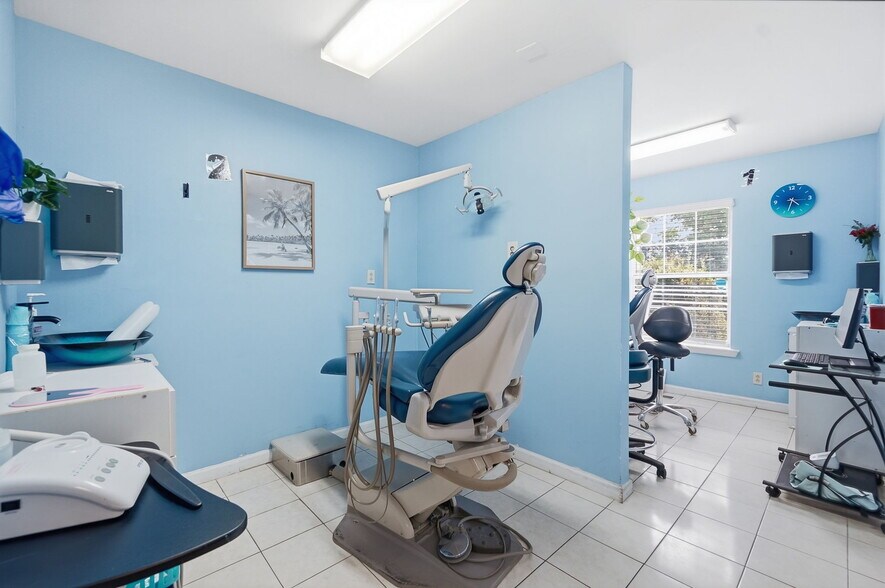 More Photos Of 9510 Lanham Severn Rd, Lanham Office For Sale
