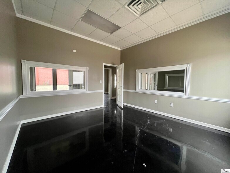 More Photos Of 5324 Cypress St, West Monroe Medical For Lease