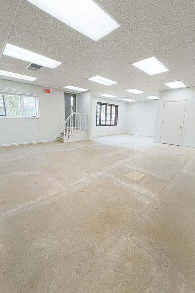 More Photos Of 1700 W 14th St, Wilmington Office For Lease