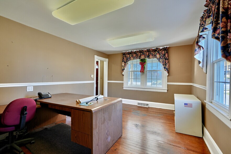 More Photos Of 508 Fairmount Ave, Towson Specialty For Sale