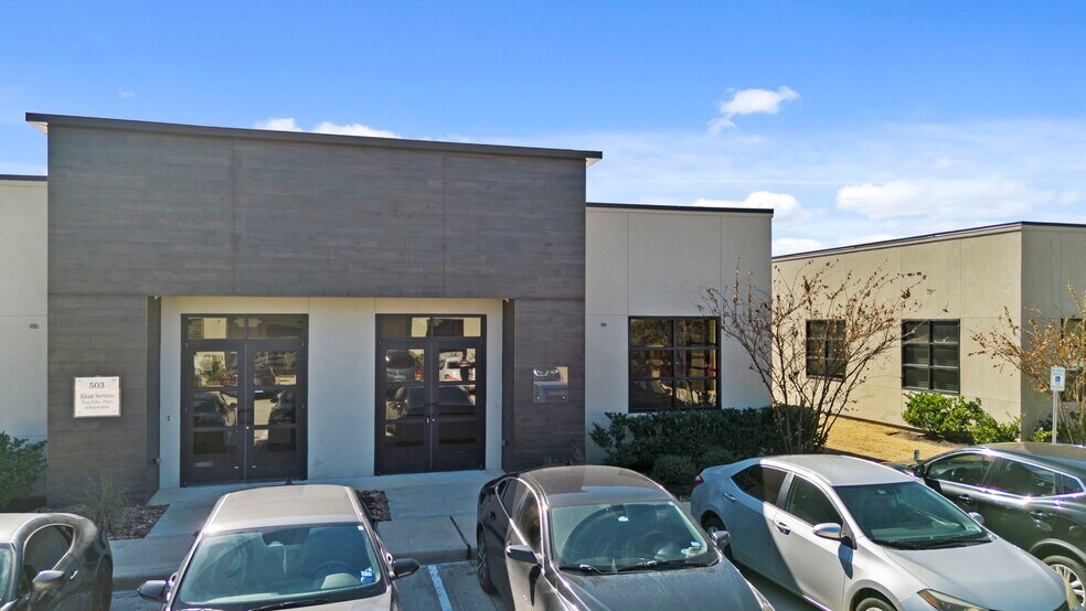 More Photos Of 8118 Fry Rd, Cypress Medical For Lease