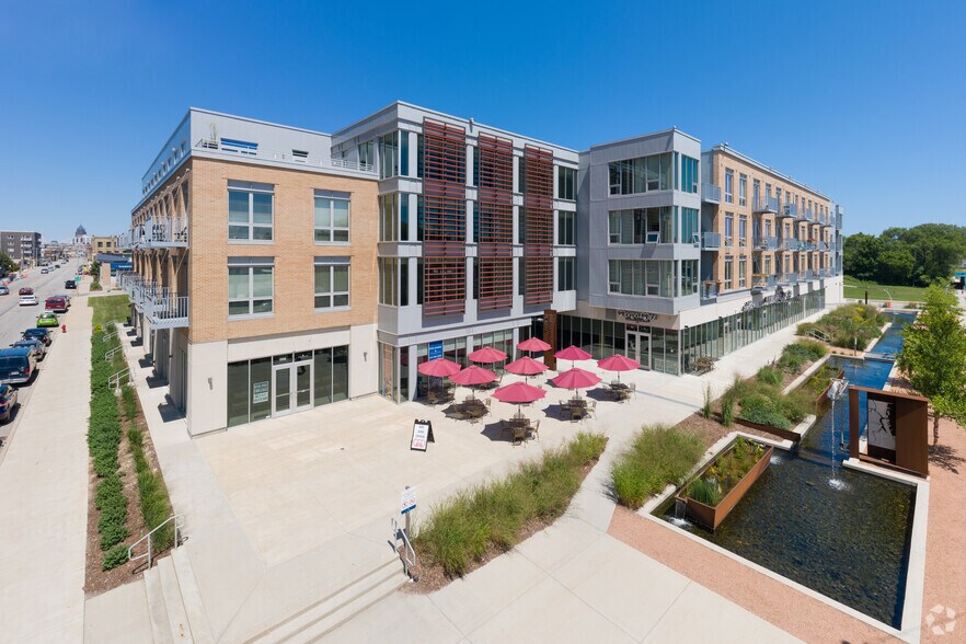 More Photos Of 1320 S 1st St, Milwaukee Apartments For Lease