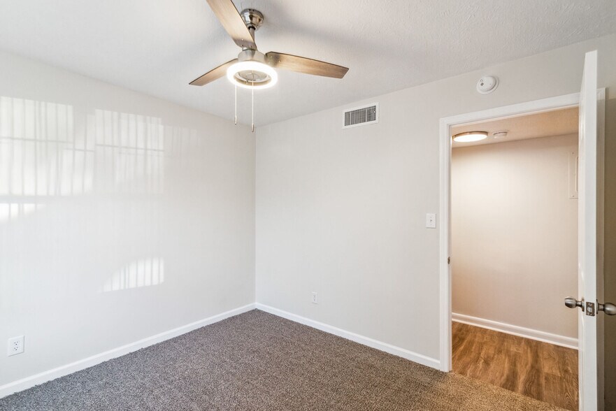 More Photos Of 117 Cedarwood Dr, Lebanon Apartments For Sale
