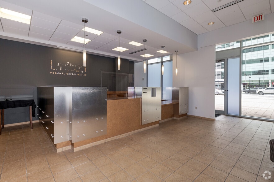 More Photos Of 835 Hamilton St, Allentown Apartments For Lease