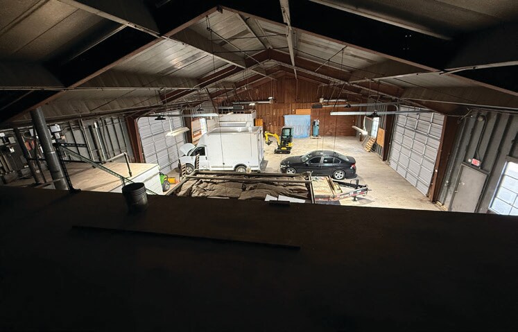 More Photos Of 1944 W Dorothy Ln, Dayton Warehouse For Lease