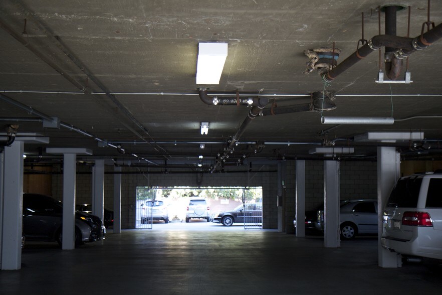 More Photos Of 3950 Long Beach Blvd, Long Beach Medical For Sale