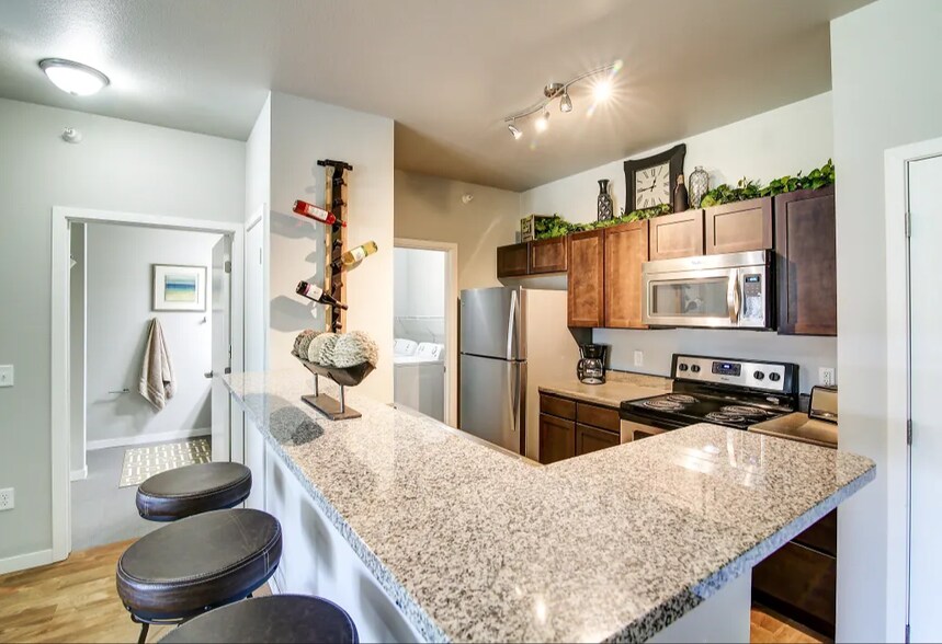 More Photos Of 1220-1250 27th Ave NW, Minot Apartments For Sale