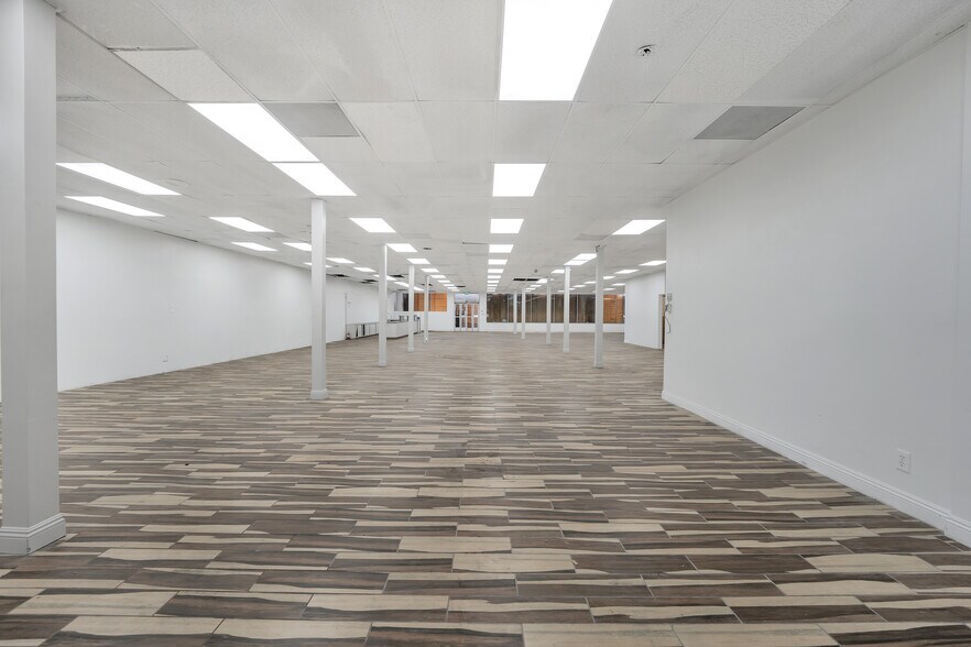 More Photos Of 750 Long Beach Blvd, Long Beach Storefront For Lease