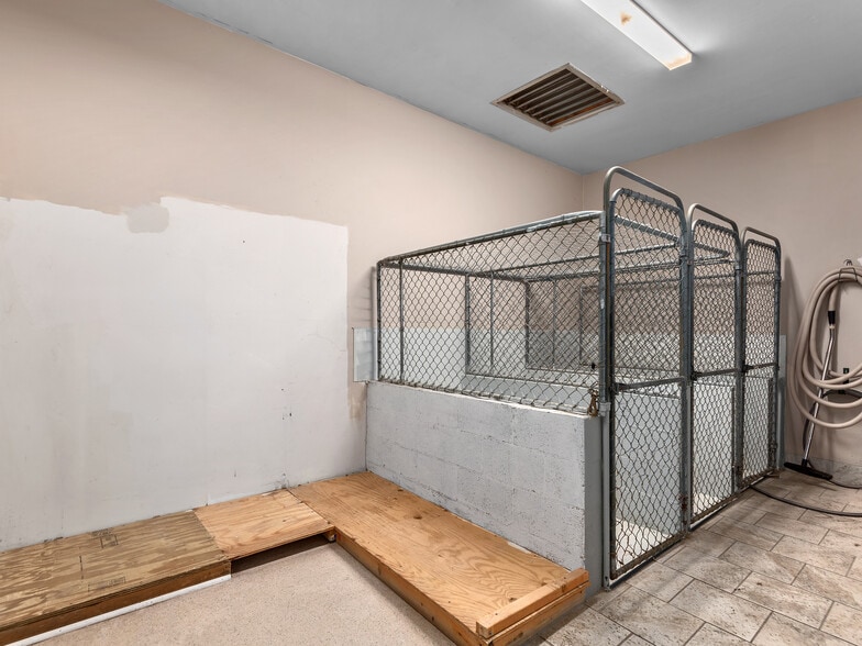 More Photos Of 1001 Greenville Hwy, Hendersonville Medical For Lease