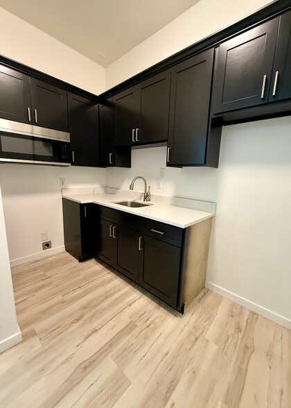 More Photos Of 512 N 3rd St, Richmond Office For Lease