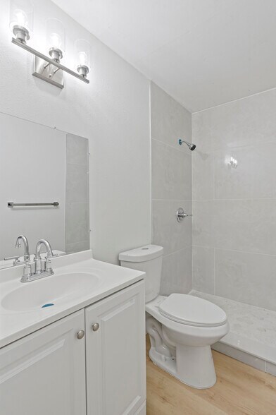 More Photos Of 1150 Carlton Ct, Fort Pierce Apartments For Sale