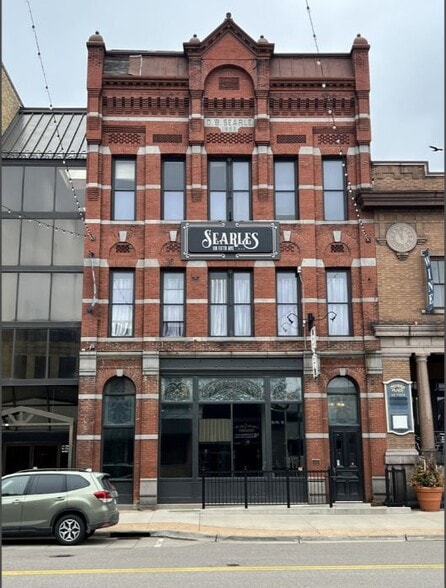 Primary Photo Of 18 5th Ave S, Saint Cloud General Retail For Sale