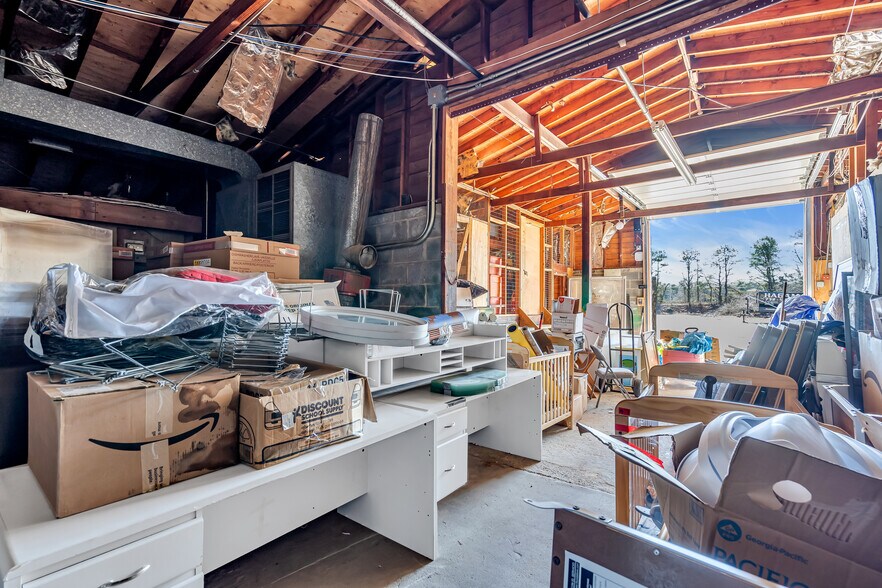 More Photos Of 55 Schoolhouse Rd, Whiting Warehouse For Sale