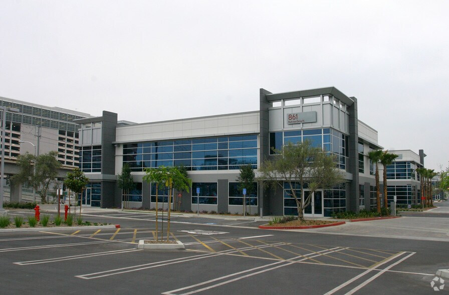 Primary Photo Of 861-881 Parkview Dr N, El Segundo Office For Sale