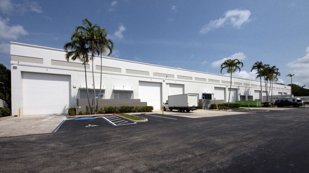 More Photos Of 1850 NW 84th Ave, Miami Warehouse For Lease