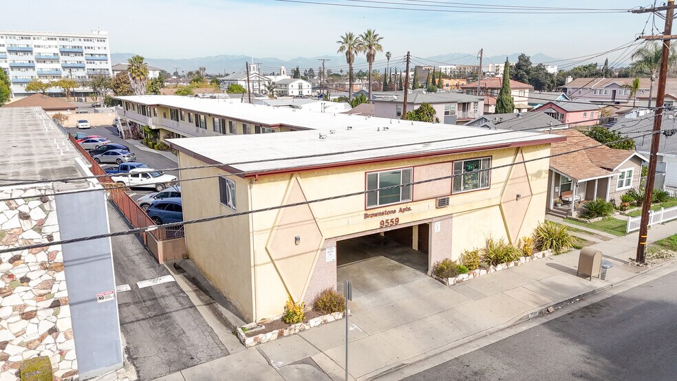 More Photos Of 9559 Flower St, Bellflower Apartments For Sale