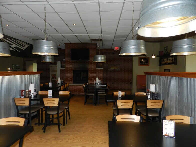 More Photos Of 309 E Main St, Carbondale Restaurant For Sale