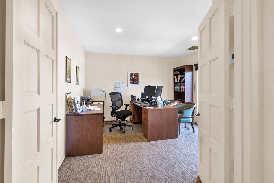 More Photos Of 270 El Dorado St, Monterey Medical For Lease