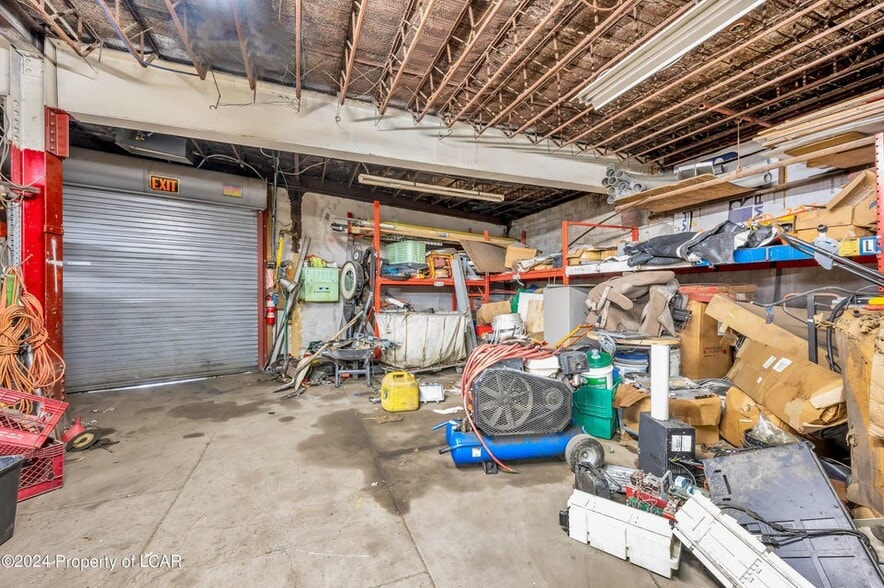 More Photos Of 1001 W Centre St, Mahanoy City Warehouse For Sale