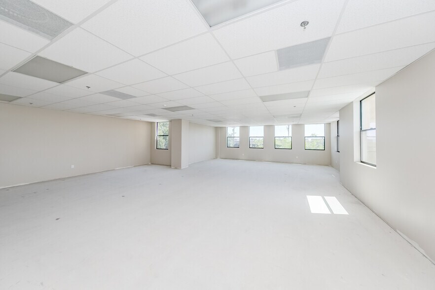 More Photos Of 1320 E Las Tunas Dr, San Gabriel Medical For Lease