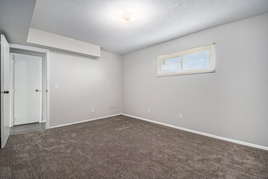 More Photos Of 4422 S 25th St, Omaha Apartments For Sale