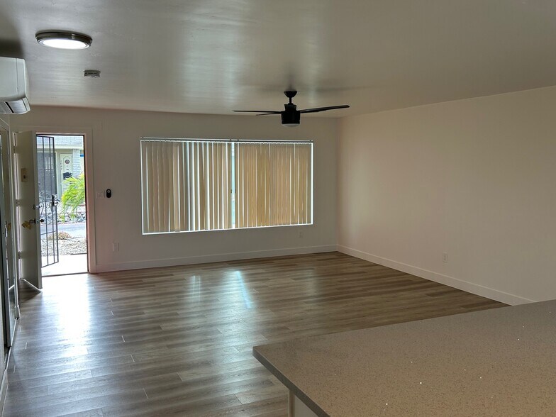 More Photos Of 1051 Meadow Lake Dr, Vista Apartments For Sale