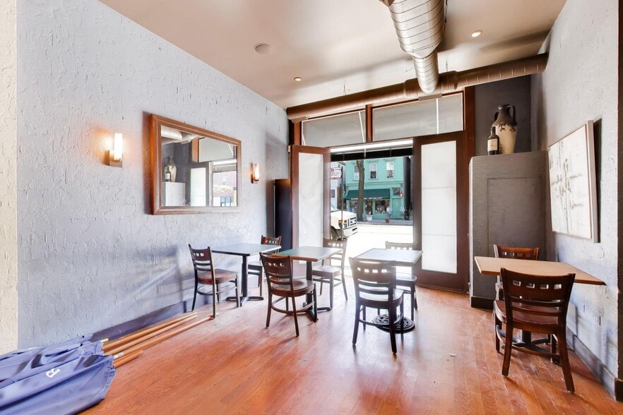More Photos Of 2114 W Roscoe St, Chicago Storefront Retail Residential For Sale