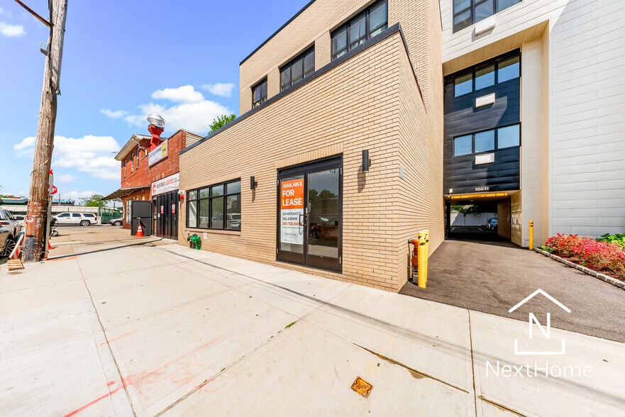 Primary Photo Of 15011 41st Ave, Flushing Apartments For Lease