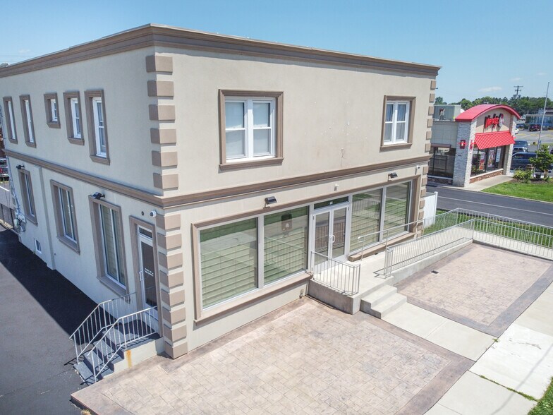 Primary Photo Of 751 Union Blvd, Allentown Storefront Retail Office For Sale