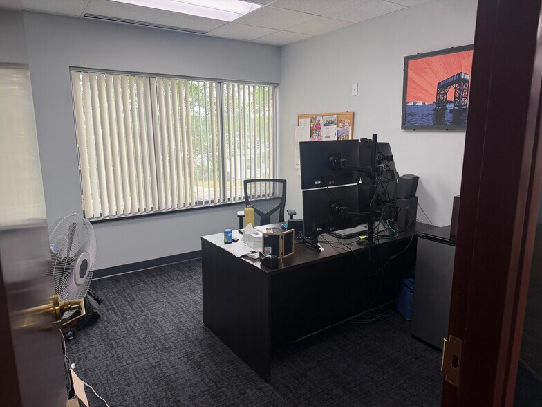 More Photos Of 501 Fairmount Ave, Towson Office For Lease