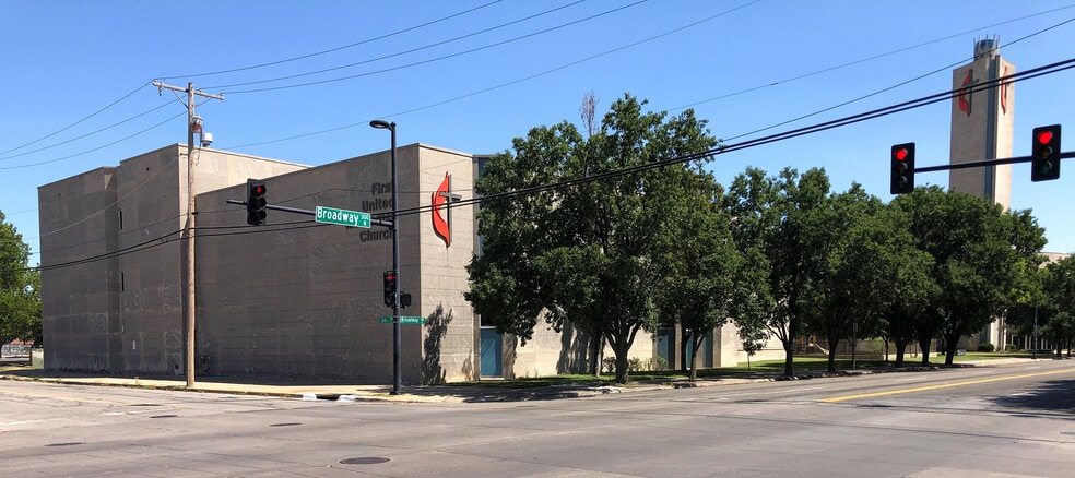 Primary Photo Of 302 N Broadway Ave, Wichita Religious Facility For Lease