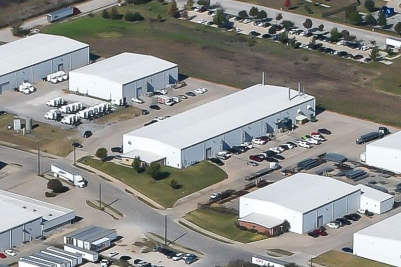 More Photos Of 3561 Shelby Ln, Denton Manufacturing For Sale